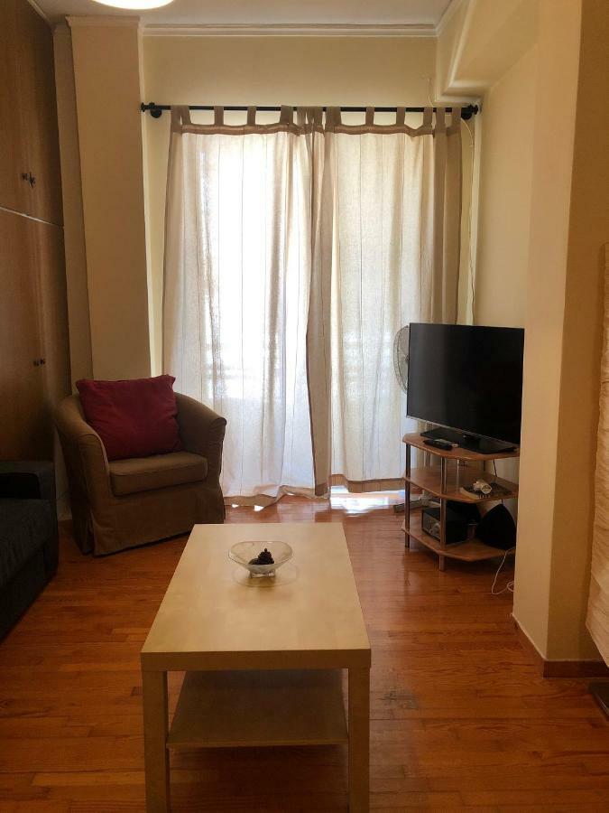 Homely Spacious Studio Chalkida Luaran gambar